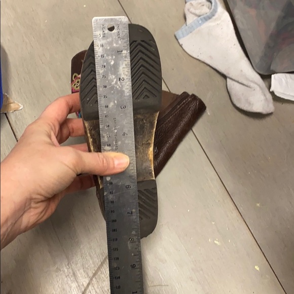 Hanna Andersson wooden clog boots with embroidery - Picture 9 of 10